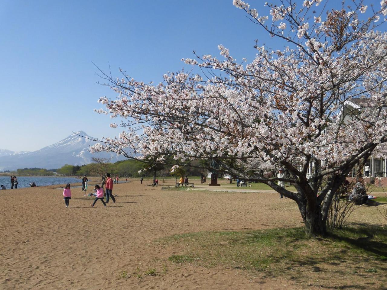 Lakeside Banko Hotel Inawashiro Екстериор снимка