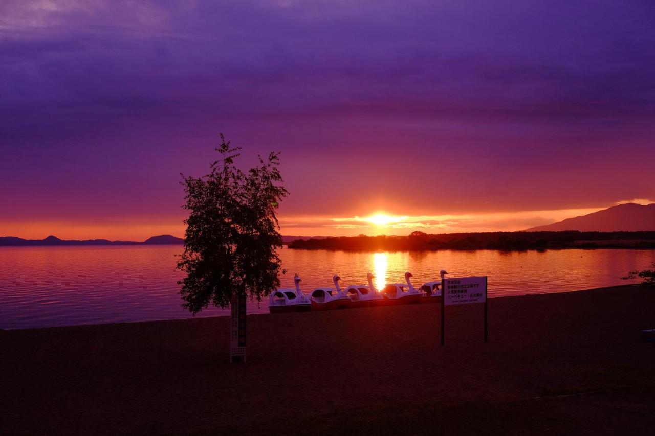 Lakeside Banko Hotel Inawashiro Екстериор снимка